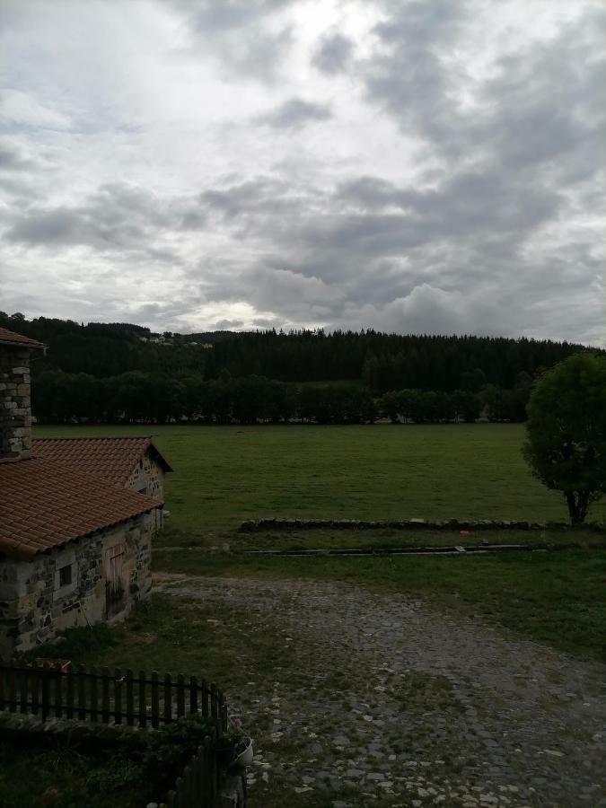 Gite A La Ferme 르말쥬빌 외부 사진